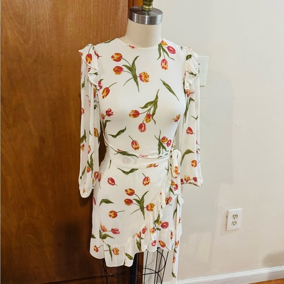 REfORMATION women dress quest Tulip - Picture 3 of 9